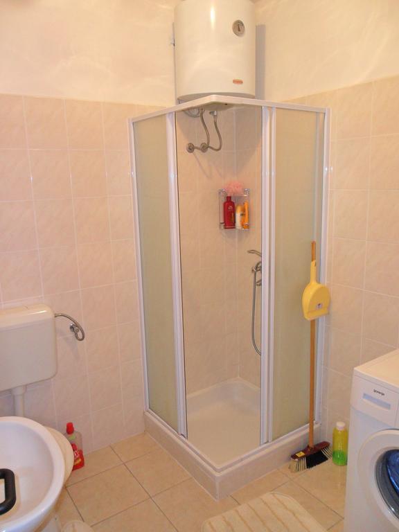 Apartment Kiko Rogoznica  Bilik gambar